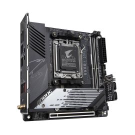 Gigabyte B650I AORUS ULTRA Single Socket A5 Mini-ITX Gaming Motherboard